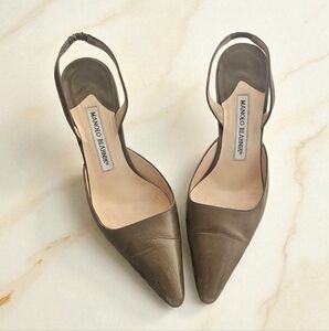 Manolo Blahnik Carolyne Leather Slingback Heels